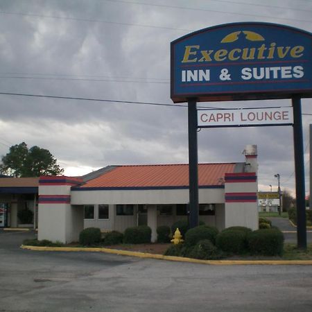 Executive Inn & Suites - Augusta Exterior photo