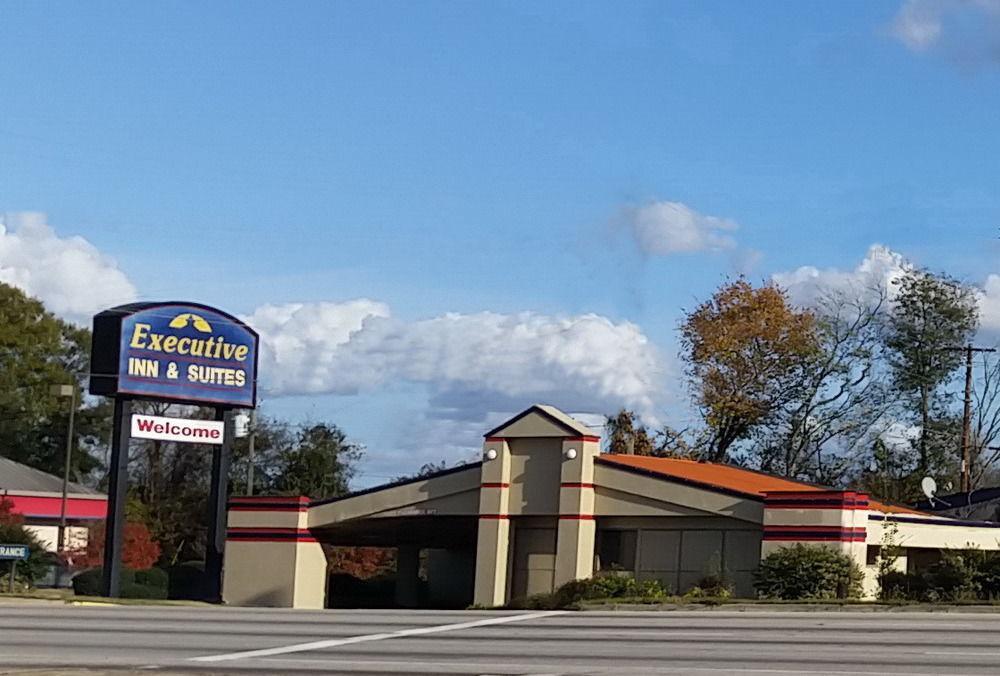 Executive Inn & Suites - Augusta Exterior photo