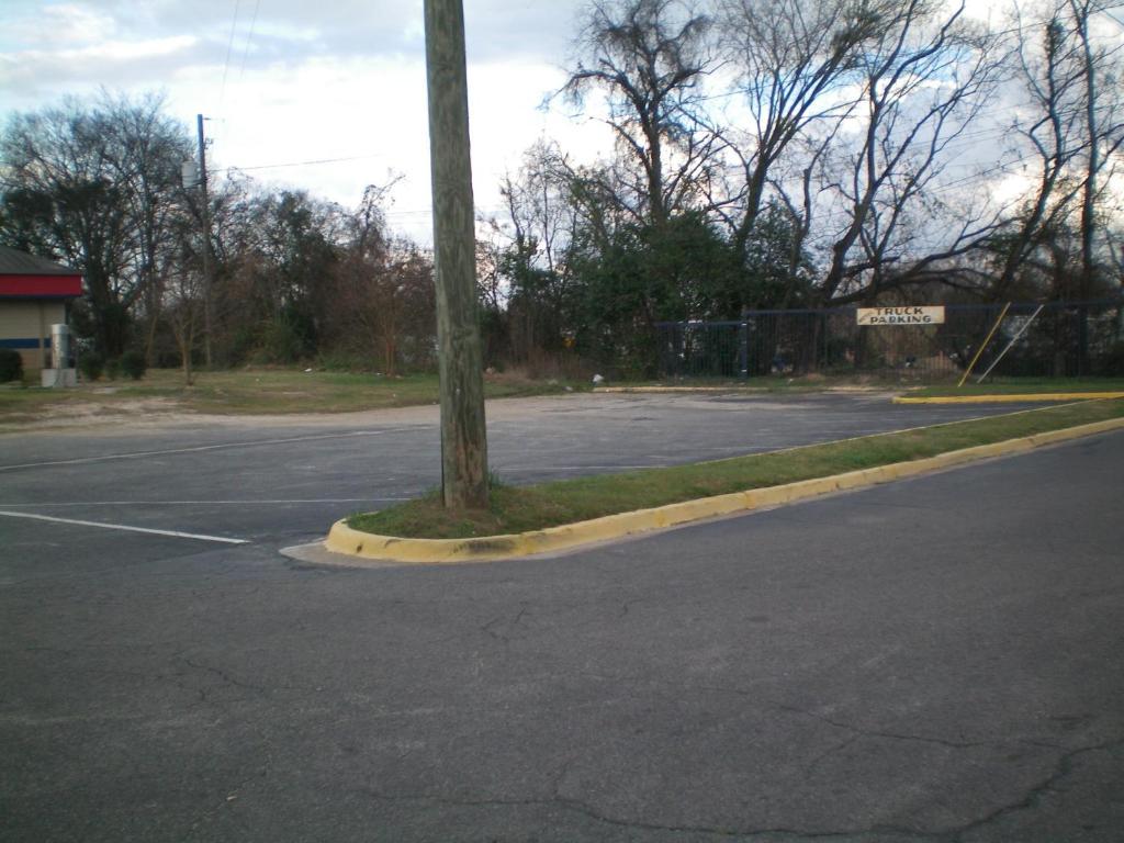 Executive Inn & Suites - Augusta Exterior photo