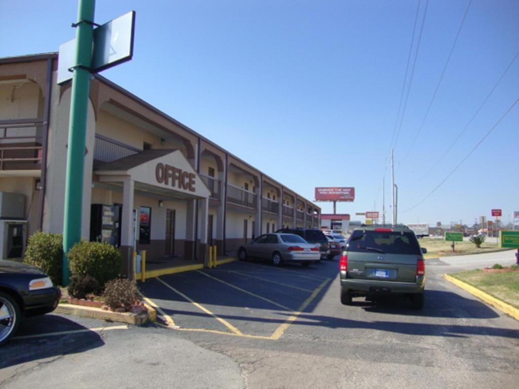 Executive Inn & Suites - Augusta Exterior photo